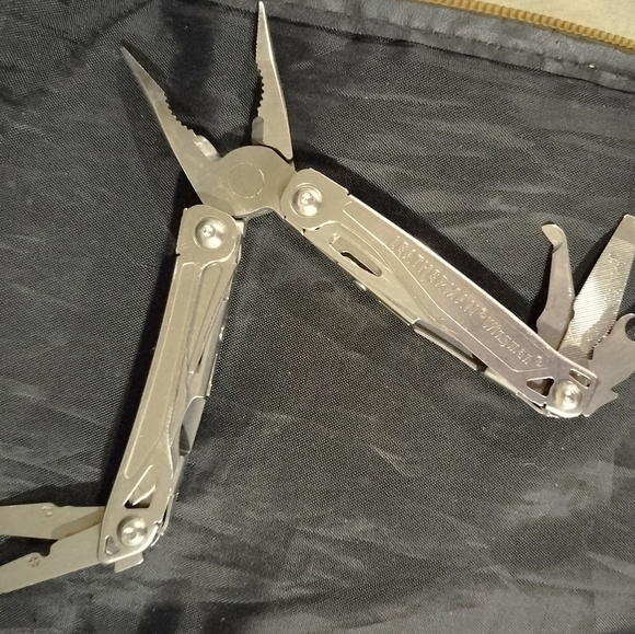 Leatherman Wingman - Picture 4 of 7